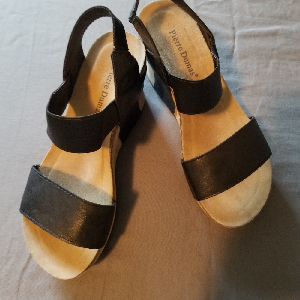 Womens Pierre Dumas